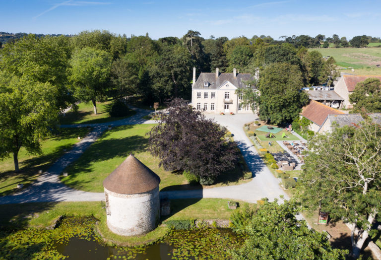 Bild intro Campingplatz Château Lez-Eaux